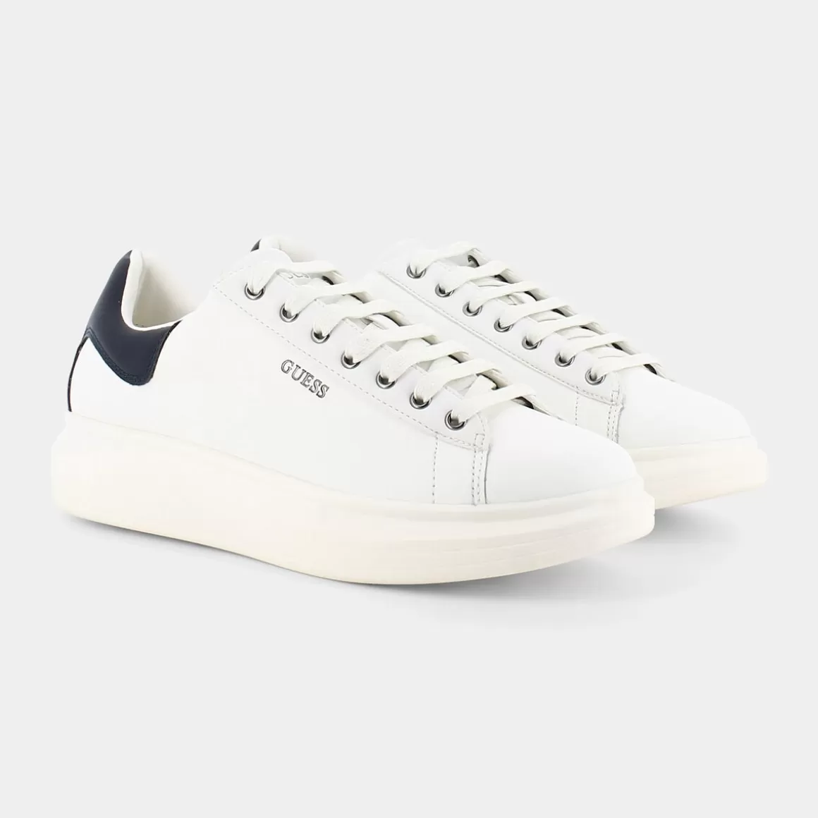 Store GUESS Fm5Slr Lea 12 Sneakers Bianco